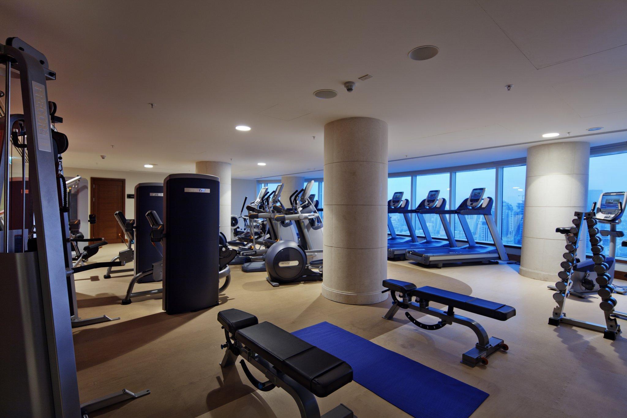 Hilton Baku Hotel Facilities photo The gym at the 57th floor