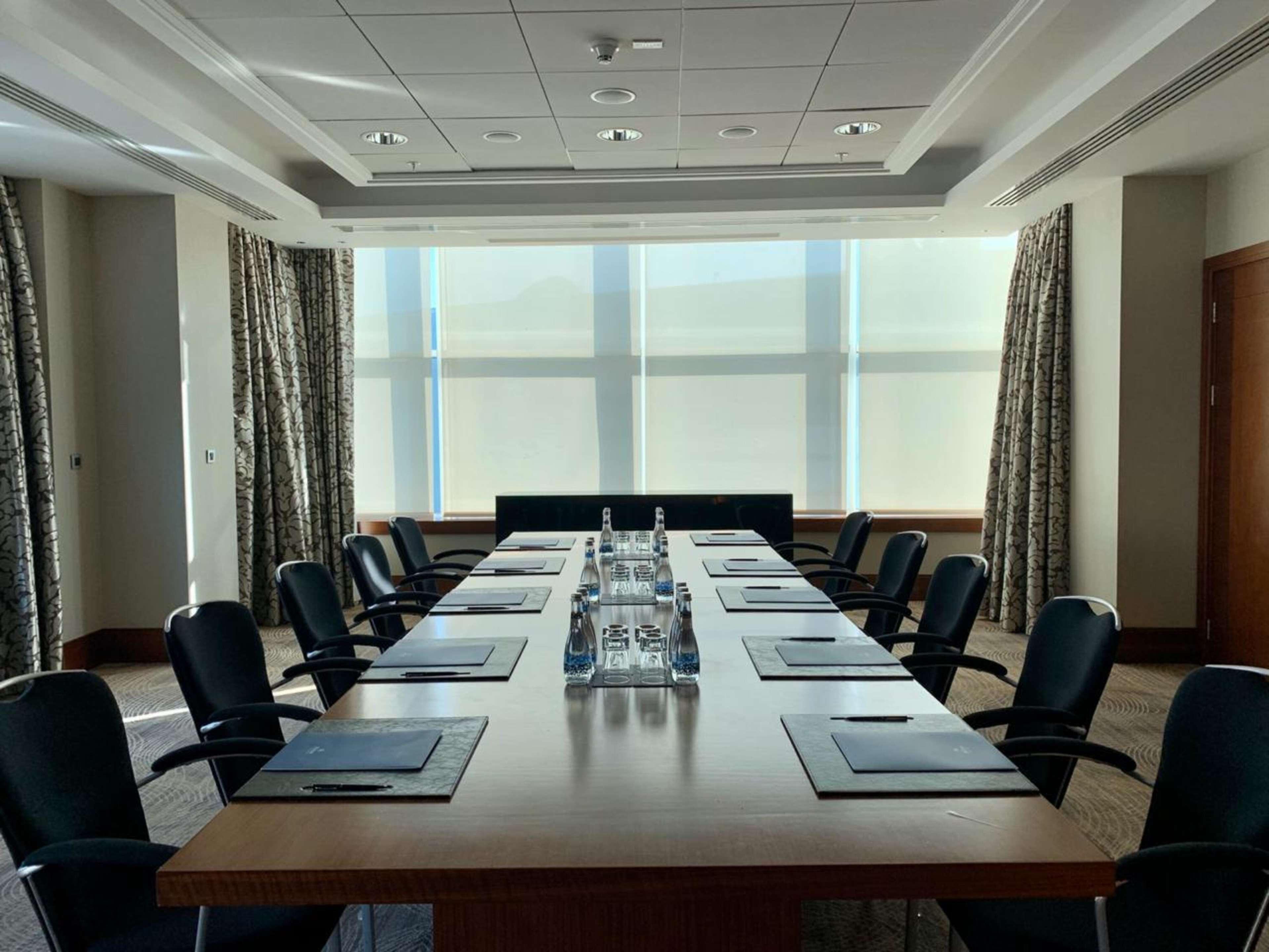 Hilton Baku Hotel Exterior photo The boardroom of the National Bank of Oman