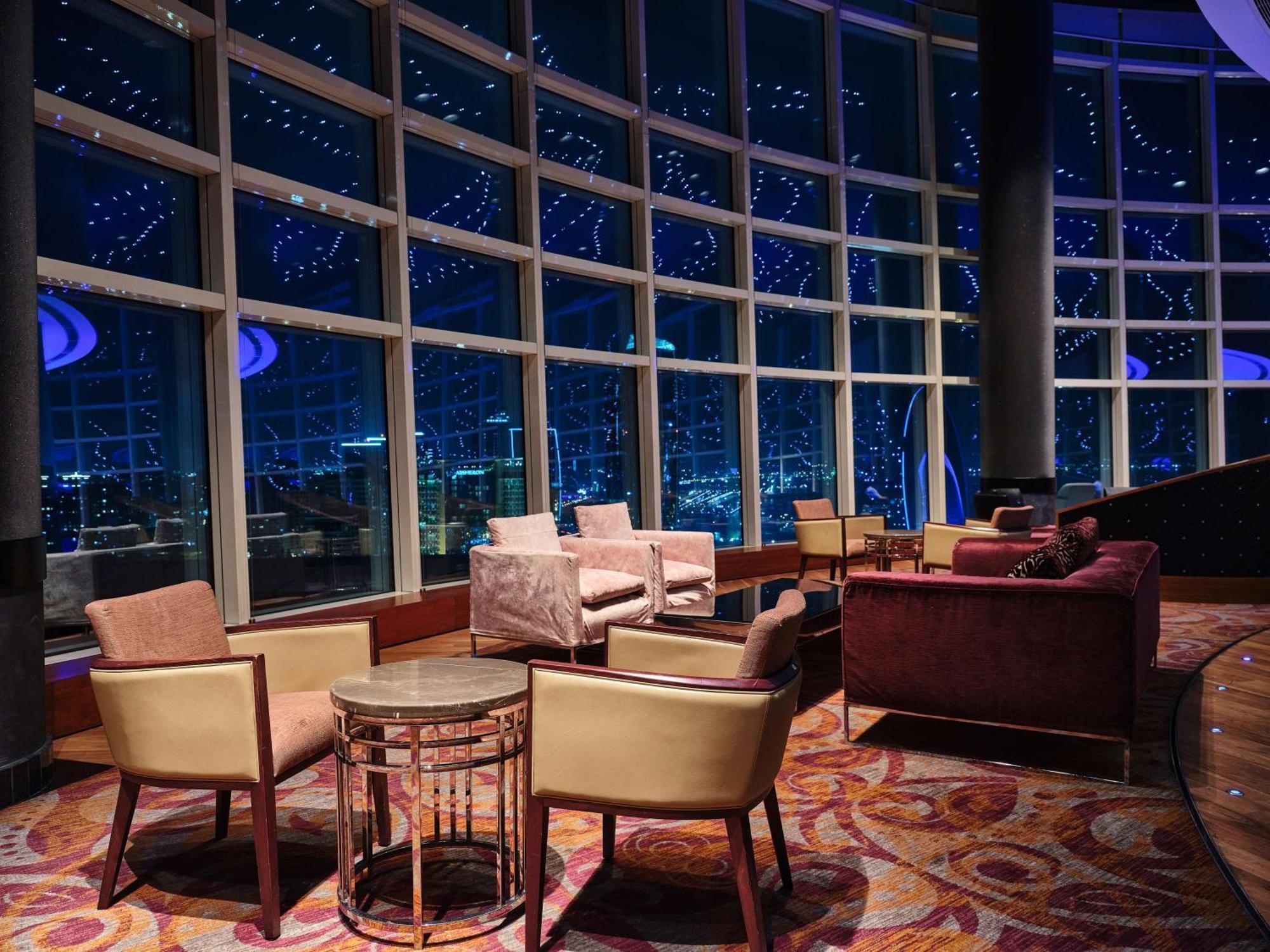 Hilton Baku Hotel Exterior photo The 87th Lounge