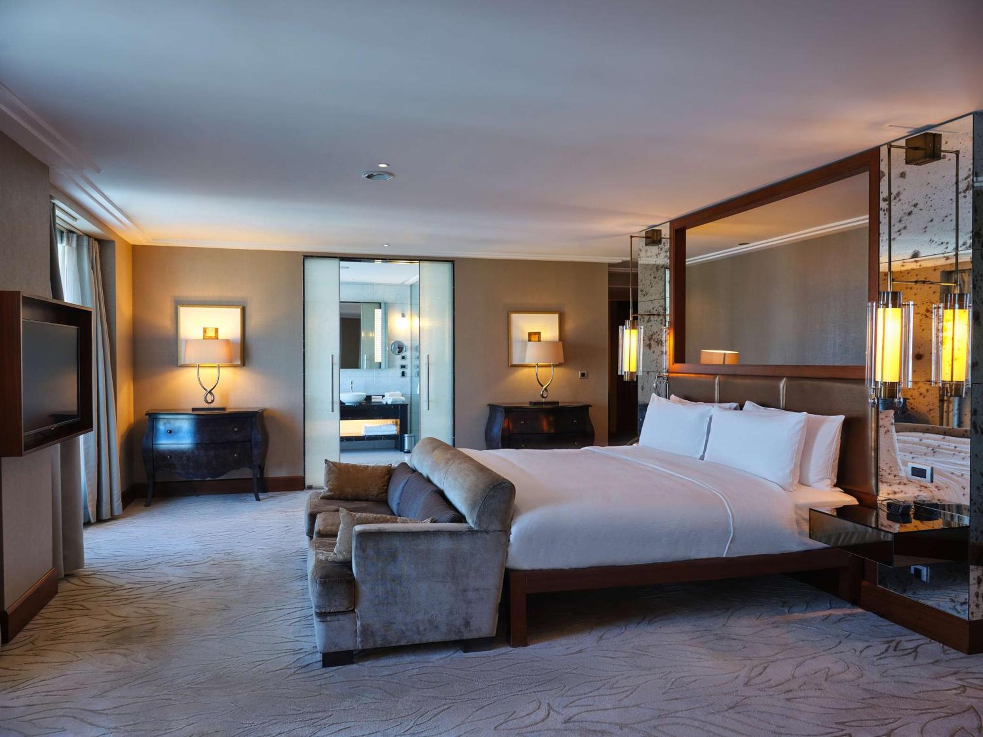 Hilton Baku Hotel Exterior photo A suite at the InterContinental London The O2
